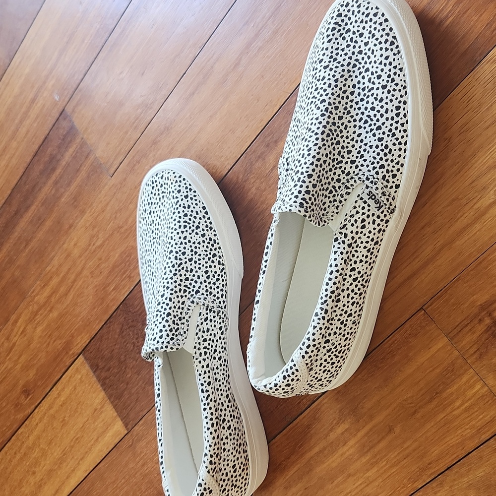 Keds Slip-On Sneakers in White with Black Print 9.5 - Picture 7 of 11